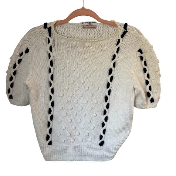 Vintage Hand Knit French Girl Preppy Coastal Short Sleeve Sweater With Pom Poms - Picture 9 of 12